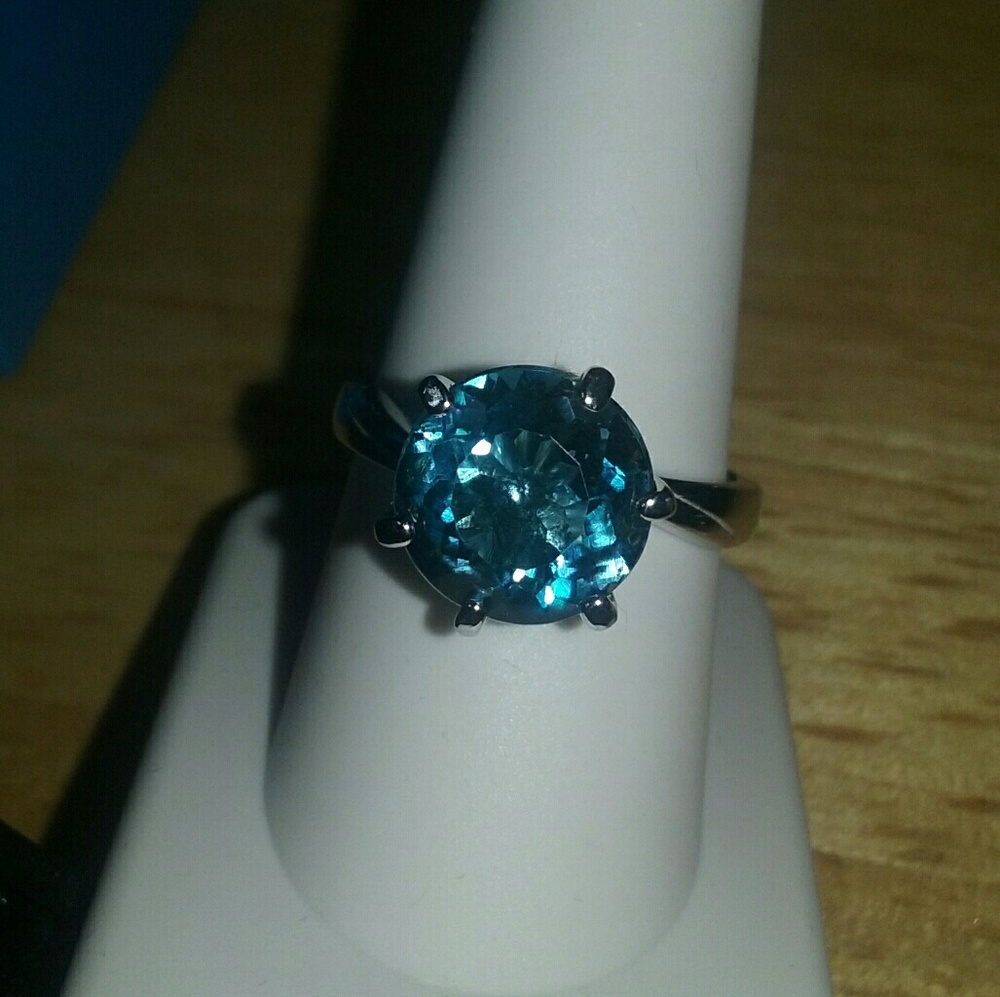 London Blue 5 ct Engagement Ring